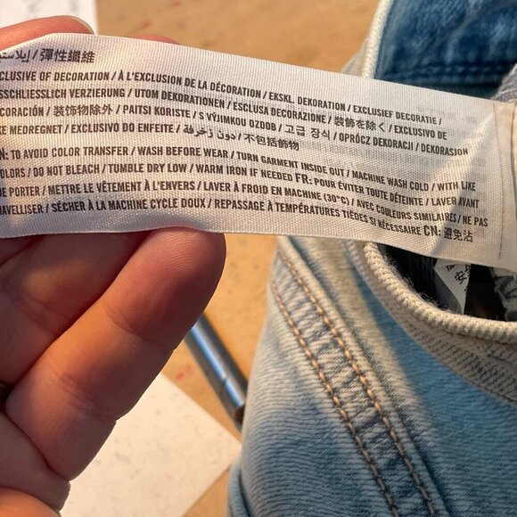 NWT Abercrombie & Fitch The Slim Straight High Rise Light Wash Jeans Women's 28 - Picture 12 of 13